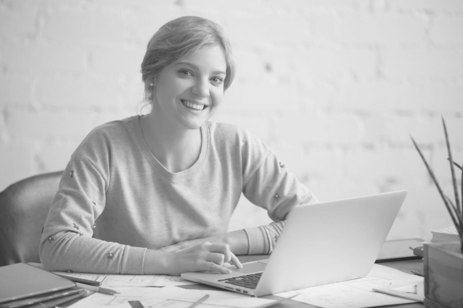 Analyse de budget familial avec documents financiers